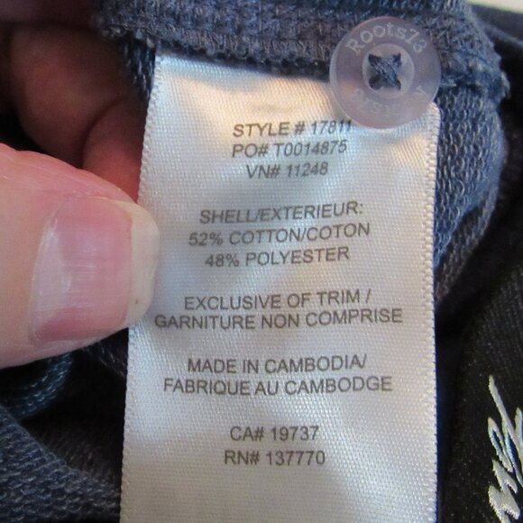 Roots 73 Blue Three-Button Henley Size XL Cotton/Poly Blend EUC - Picture 10 of 10